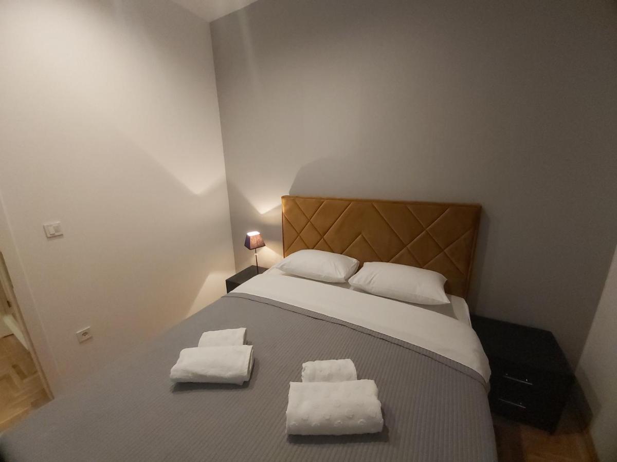 Apartment Nikirent Banja Luka Bagian luar foto