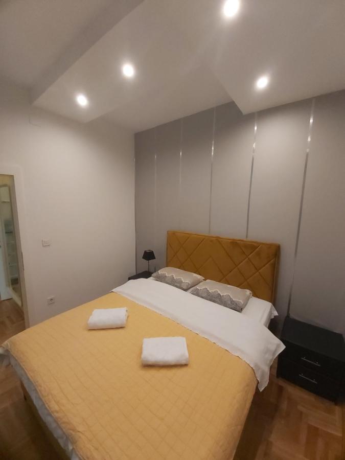 Apartment Nikirent Banja Luka Bagian luar foto