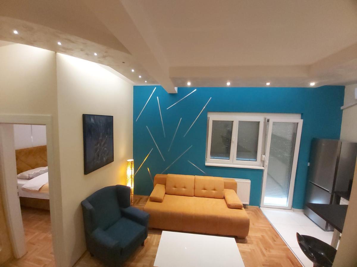 Apartment Nikirent Banja Luka Bagian luar foto